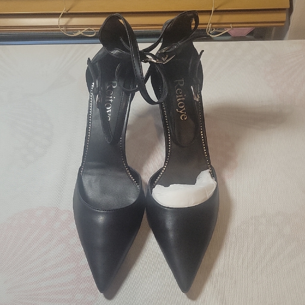 Pettoye Black Pointed Ankle-Strap Heels